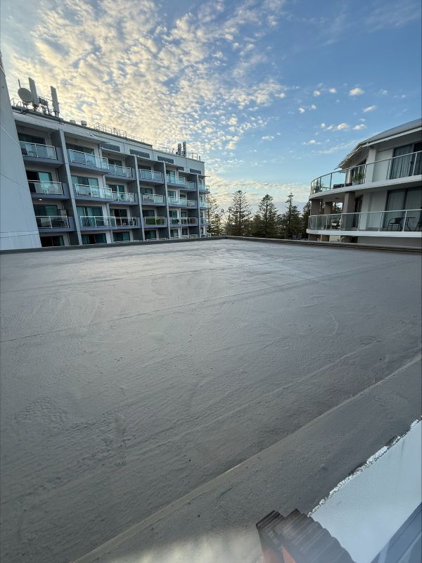 New build apartment courtyard membrane